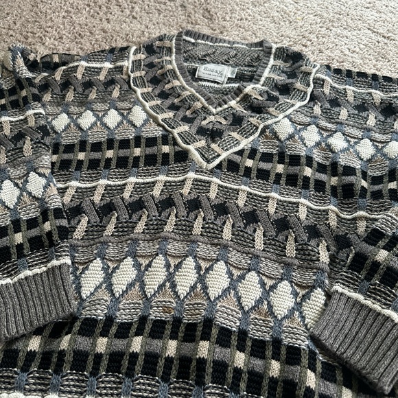 Vintage Linda Larson Essay knitted sweater
Size XL - Picture 2 of 4